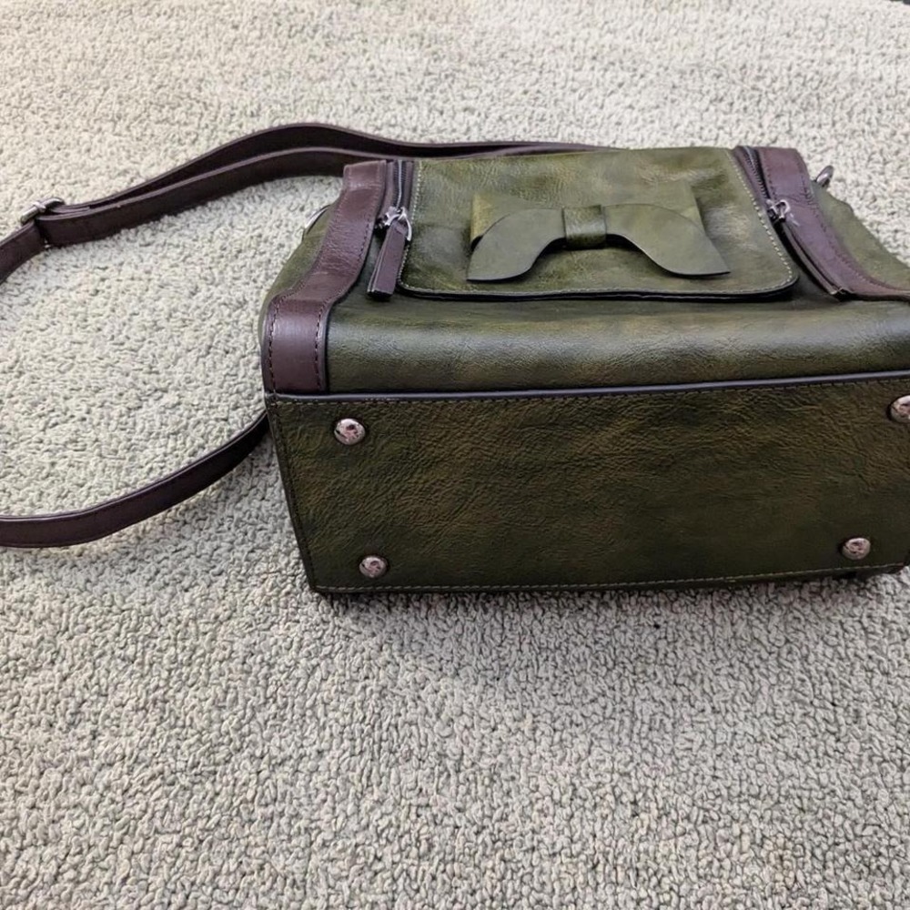 Retro Real Leather Shoulder Bag with Bow Detail - Picture 4 of 8